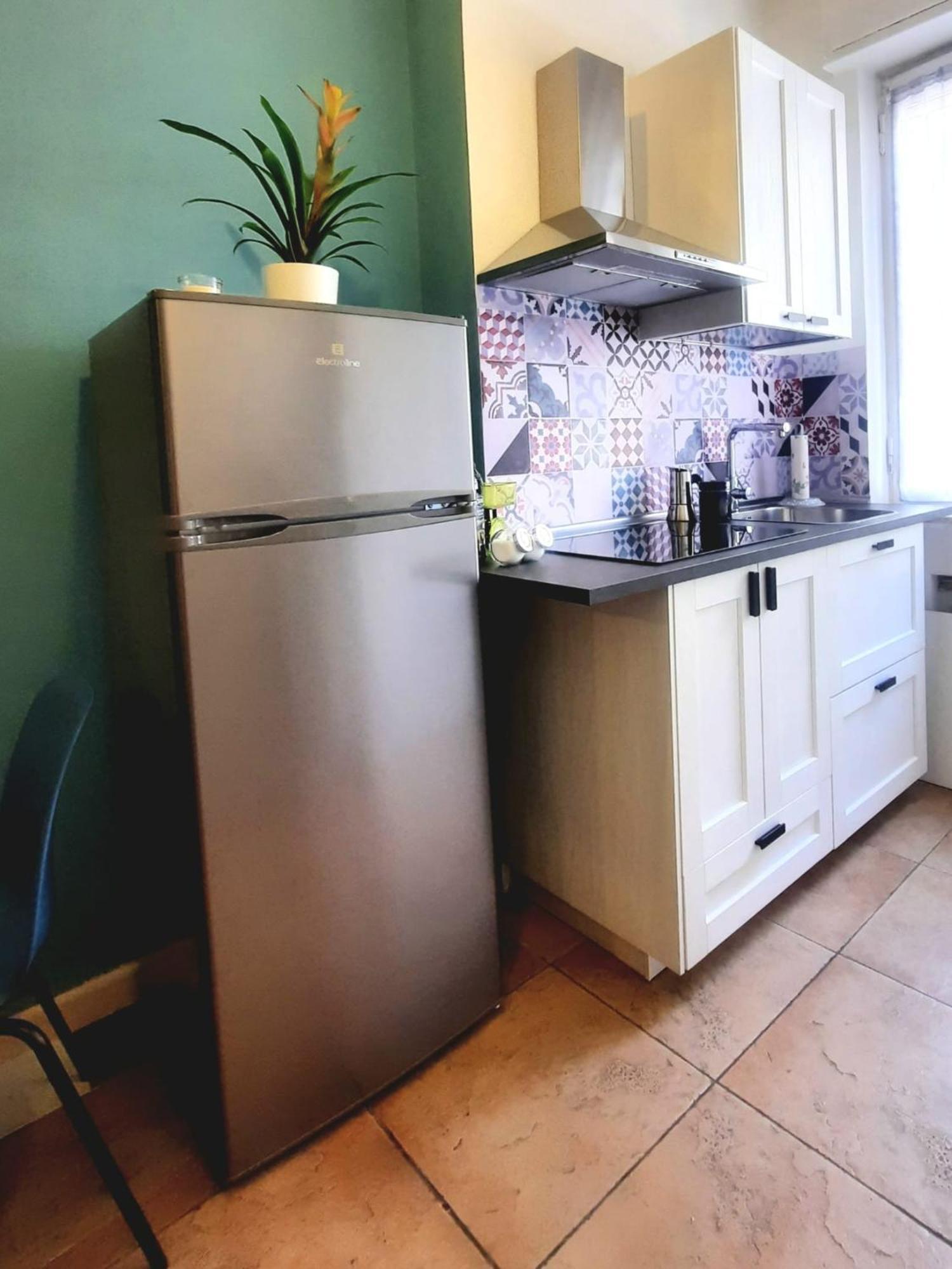 Jaky Maison Torino, Cozy & Modern Stay With Wi-Fi, Kitchen & Balcony Exterior foto