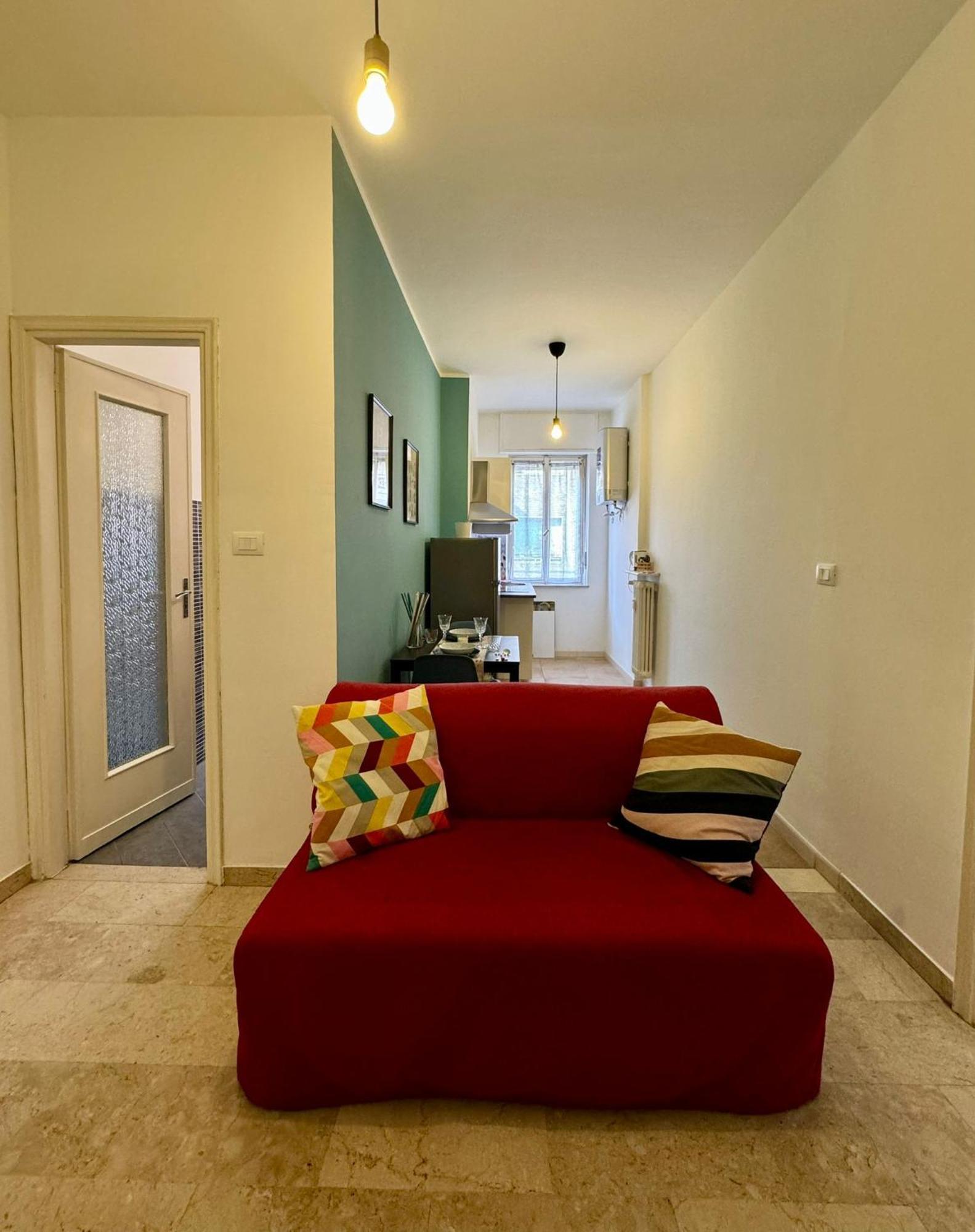 Jaky Maison Torino, Cozy & Modern Stay With Wi-Fi, Kitchen & Balcony Exterior foto