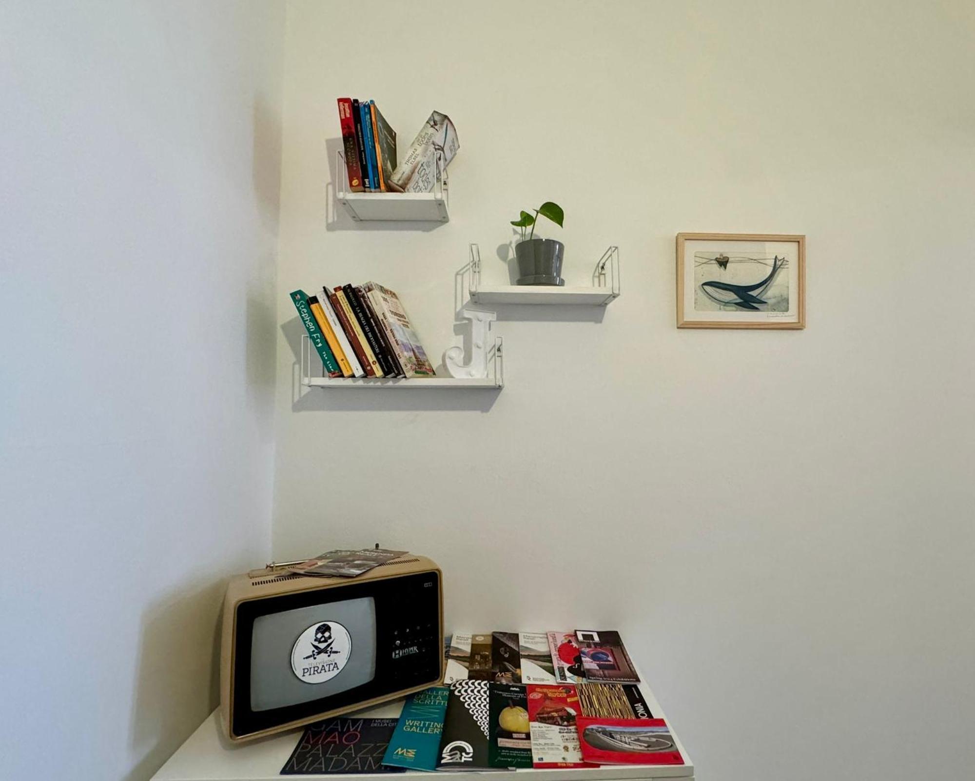 Jaky Maison Torino, Cozy & Modern Stay With Wi-Fi, Kitchen & Balcony Exterior foto